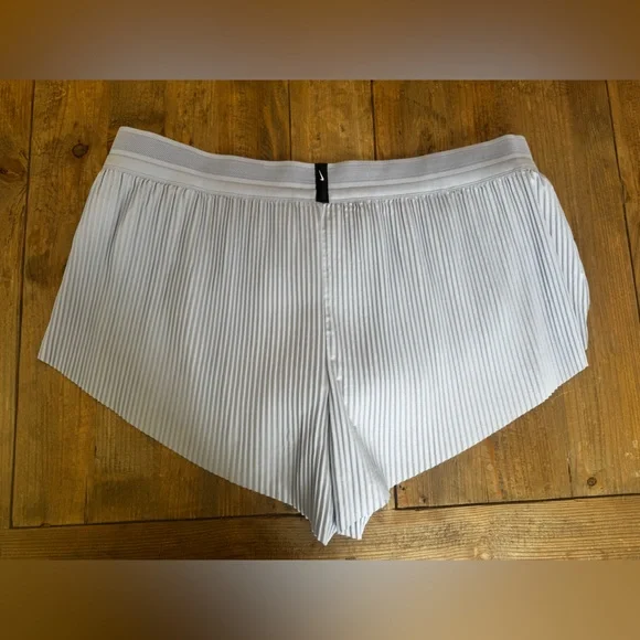 WOMEN'S NIKE AEROSWIFT DRI-FIT ADV MID-RISE 3 INCH BRIEF-LINED SHORTS $80 XXL - Picture 8 of 10